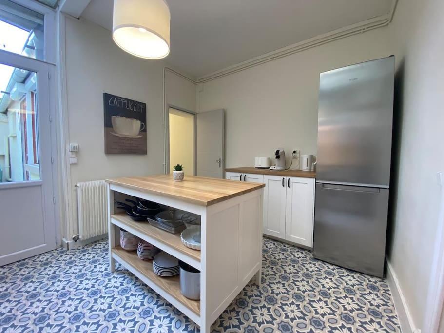 Maison De Charme - 4 Chambres - Courette & Parking Gratuit Amiens Ngoại thất bức ảnh