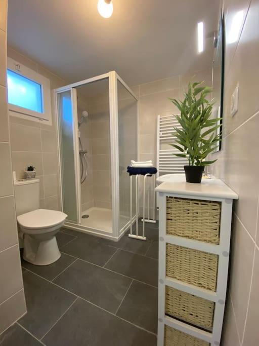 Maison De Charme - 4 Chambres - Courette & Parking Gratuit Amiens Ngoại thất bức ảnh